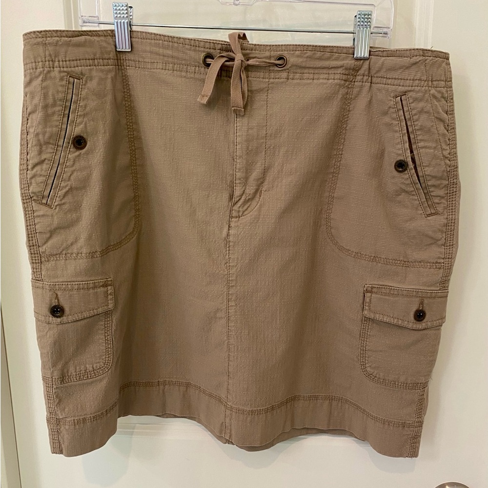 LL Bean Tan Casual Skirt with Pockets Size 18